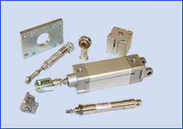 PNEUMATIC CYLINDER WITH MOUNTINGS